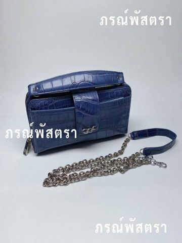 กระเป๋าถือพร้อมสายหนังจระเข้แท้